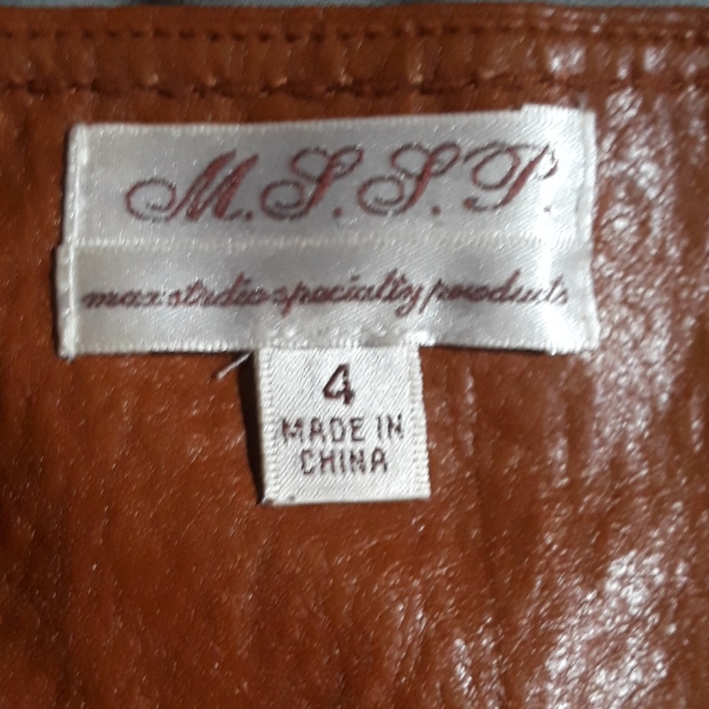 Skirt - Picture 7 of 7